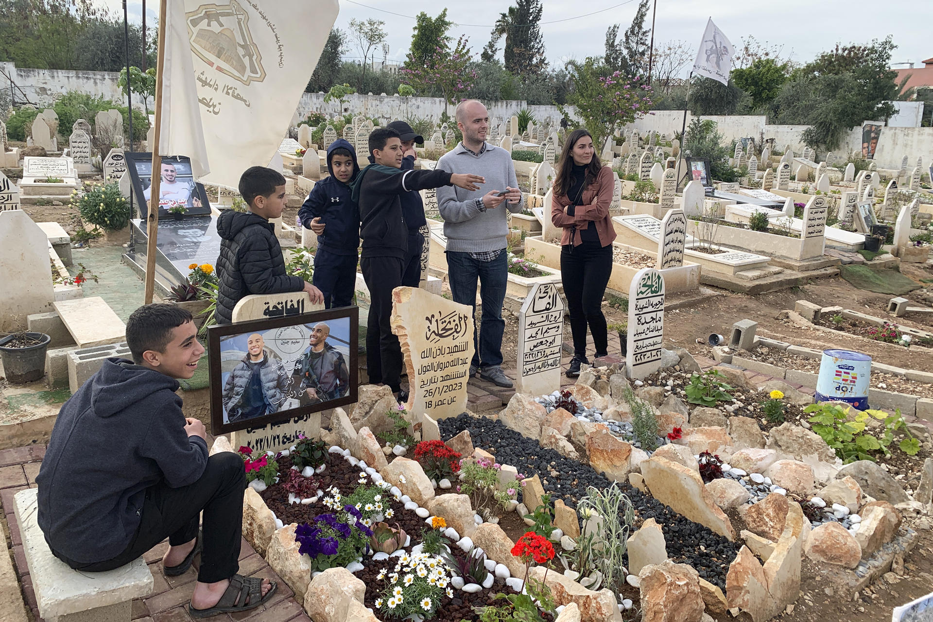 Los muertos no caben en el campo de refugiados de Yenín