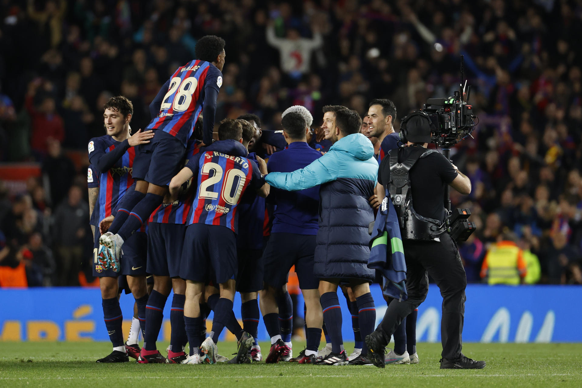 El Barça le da una estocada al Madrid y tiene casi sentenciada la LaLiga