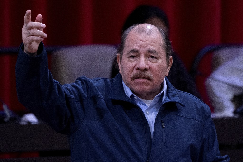 Ortega pide a Petro plasmar en un acuerdo fallos que delimitan sus frontera en mar Caribe
