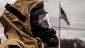 Al menos siete investigadores sufren problemas de salud tras examinar lugar del derrame tóxico en Ohio