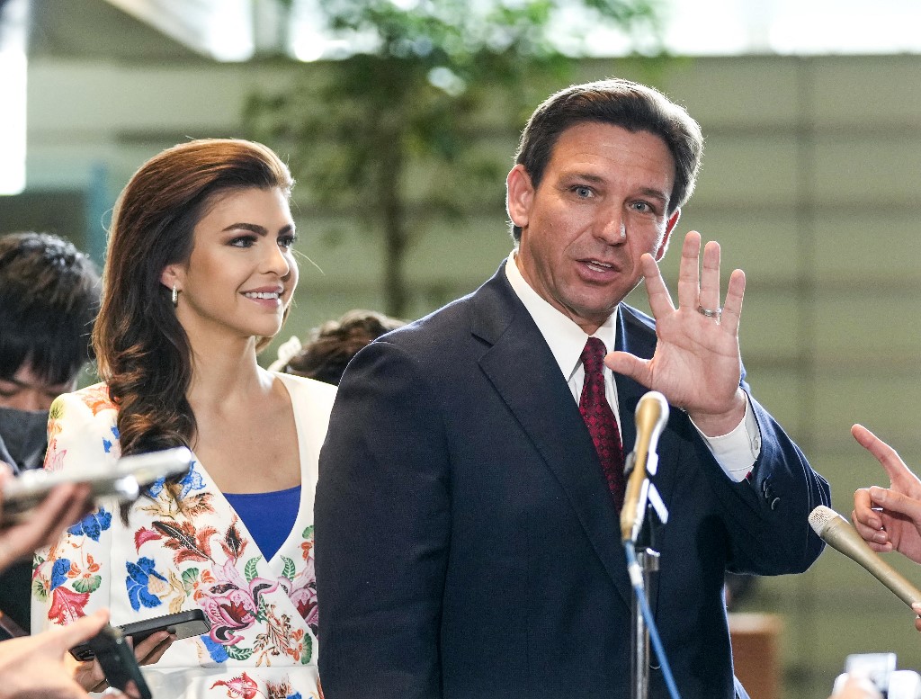 Congreso de Florida aprobó proyecto de Ron DeSantis contra los indocumentados