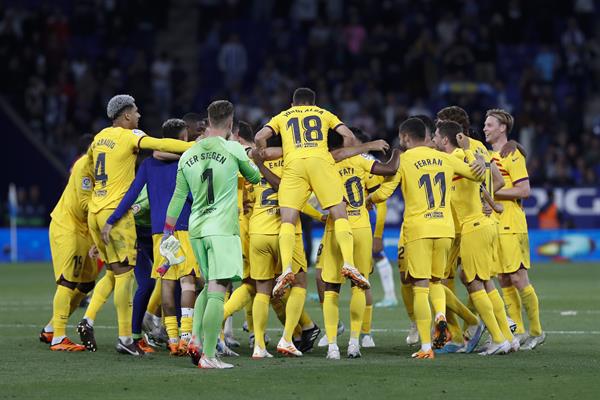 El Barcelona goleó al Espanyol y se consagró como campeón de La Liga