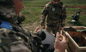 Por qué las tropas en Ucrania están utilizando la consola “Steam Deck”