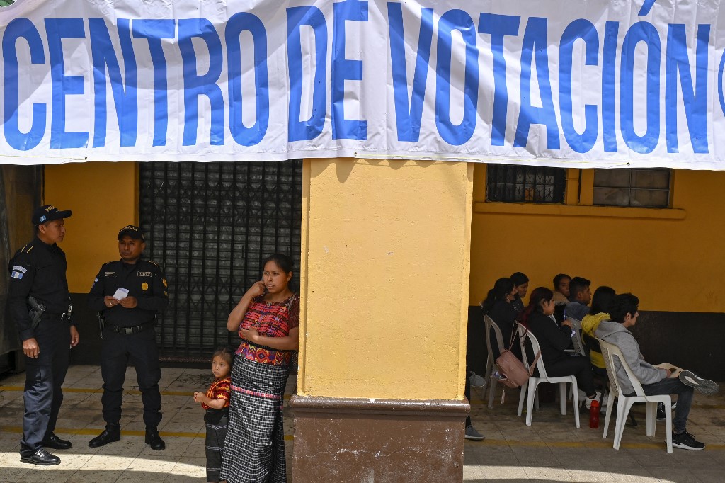 Cerraron centros de votación en Guatemala y empezó el escrutinio