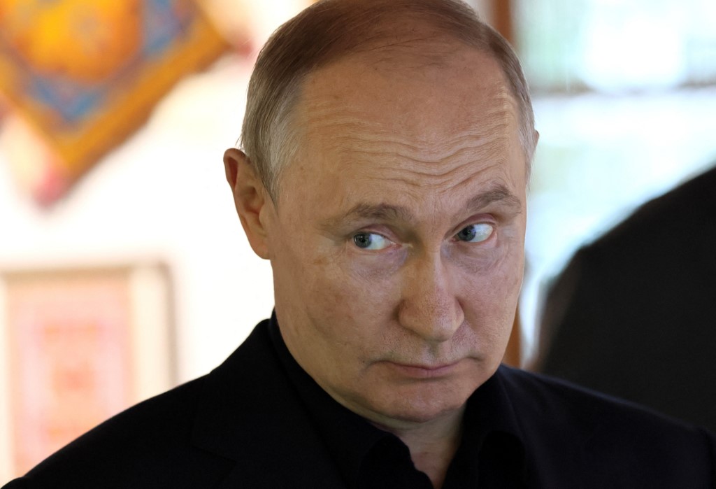 Tras rebelión del grupo Wagner, Putin se da un baño de multitudes para probar “apoyo” popular