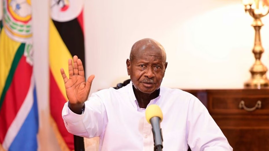Presidente de Uganda defiende la ley anti-Lgbtiq a pesar de las críticas