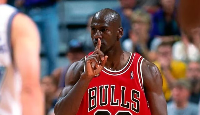 El último título de Michael Jordan en la NBA: Engaños, promesa y el festejo menos visto de la historia detrás de escena