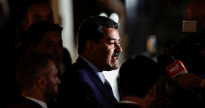 Estancamiento de negociaciones y falta de presión: expertos aseguran que Maduro parece “cómodo” en el poder