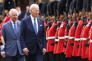 VIDEO: El incómodo momento que atravesó Joe Biden en su encuentro con el rey Carlos III