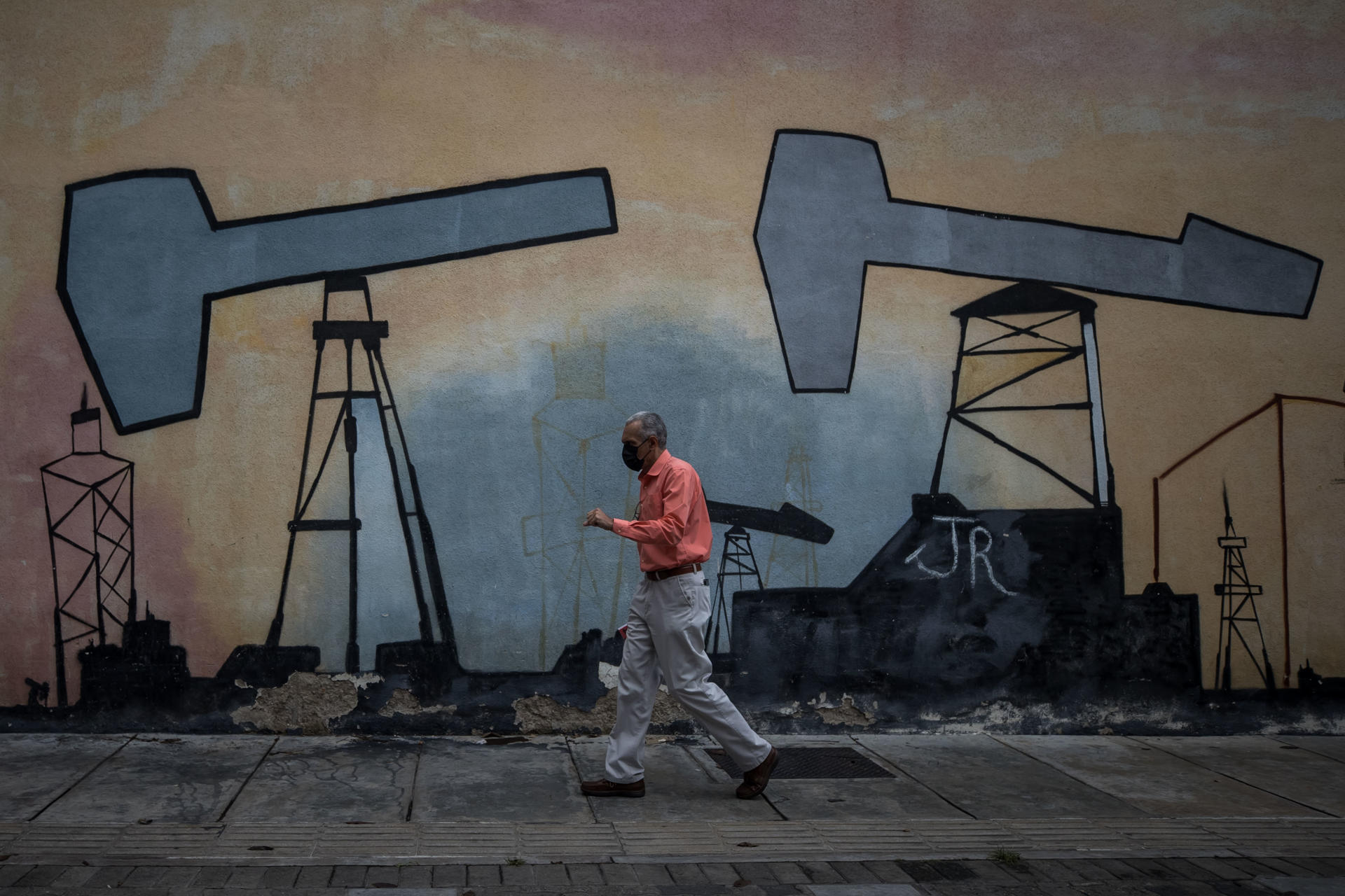 ¿Privatizar o no privatizar la industria petrolera de Venezuela?… he ahí la cuestión