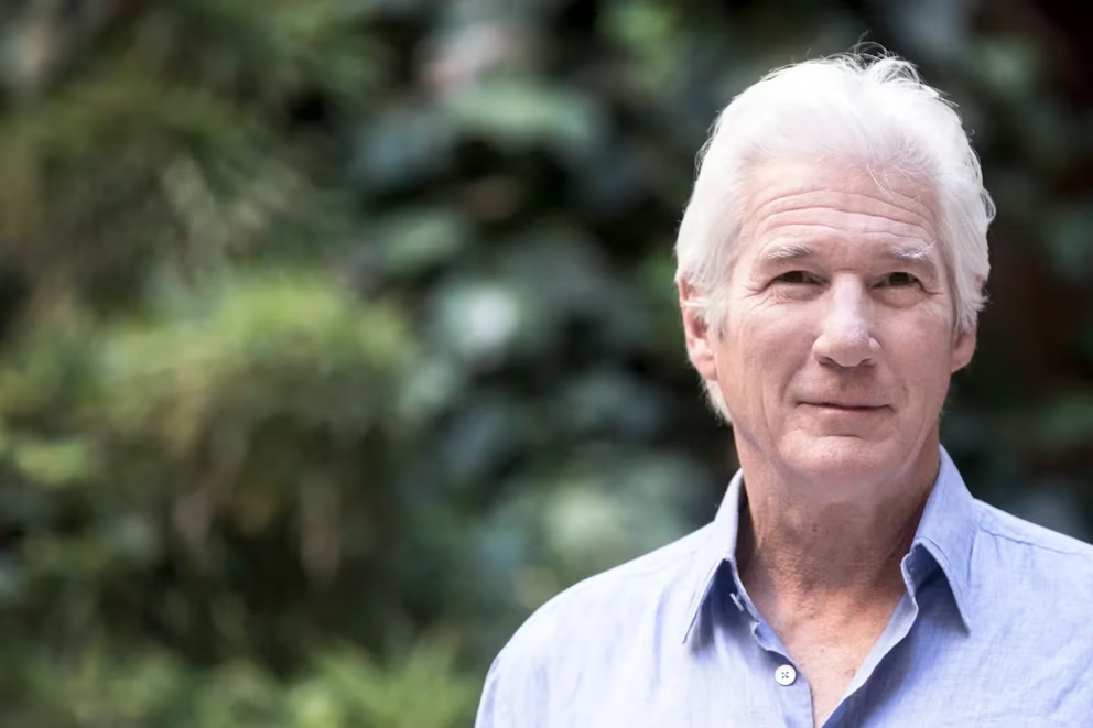 Richard Gere: el hombre que abandonó Hollywood para dedicarse a las acciones solidarias y el budismo