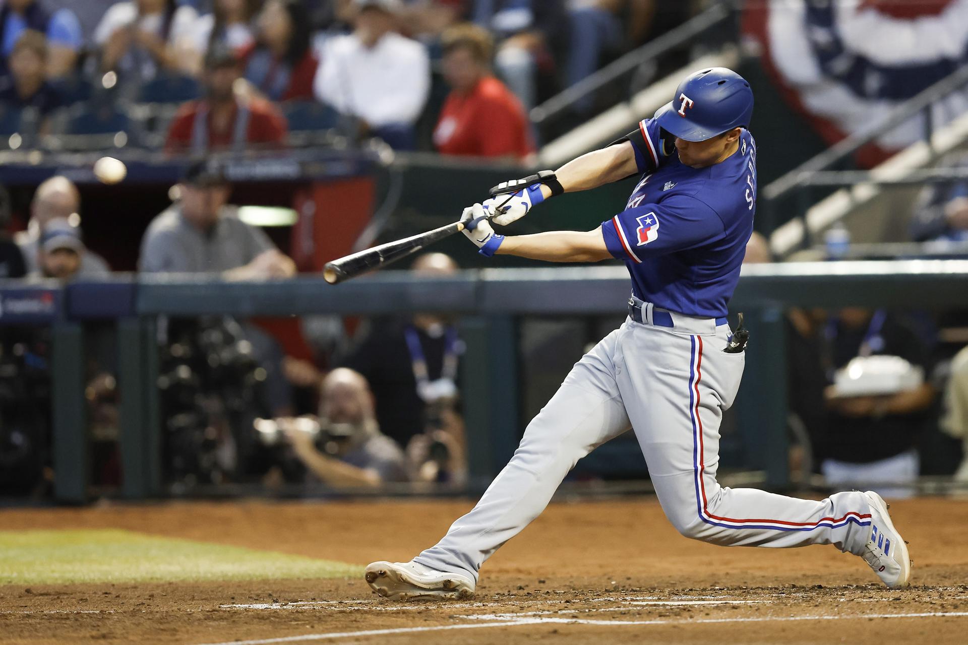 Con jonrón de Corey Seager, Rangers tomaron ventaja frente a los D’Backs en la Serie Mundial