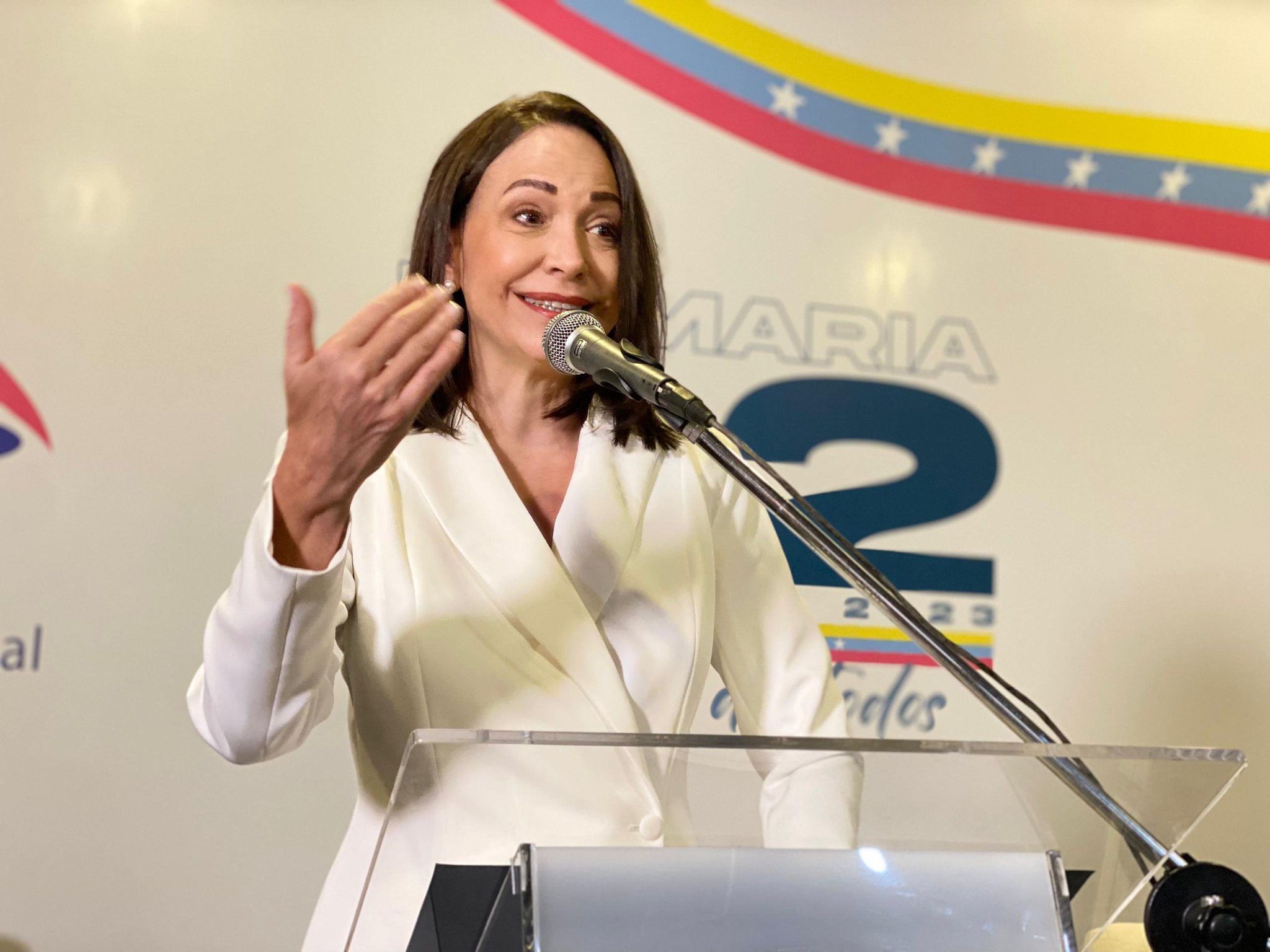 María Corina Machado pide a Petro, Boric y Lula contribuir a la transición en Venezuela