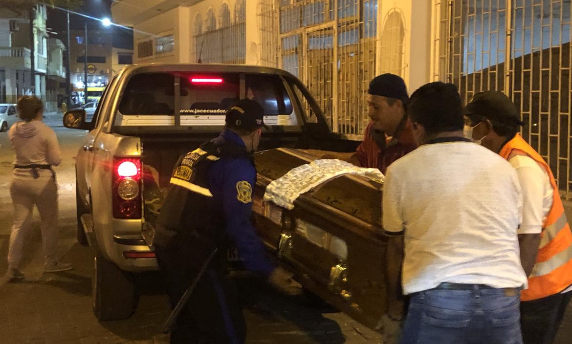 Motorizados asesinaron a balazos a un venezolano en su trabajo en Ecuador