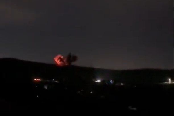 Aviones de combate de Israel bombardearon puestos militares de Hezbolá en Líbano (Video)