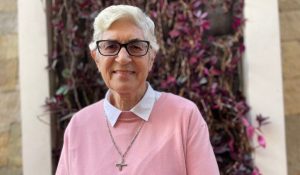 Dolores Palencia, la monja que rompió con 20 siglos de tradición y podría sustituir al Papa