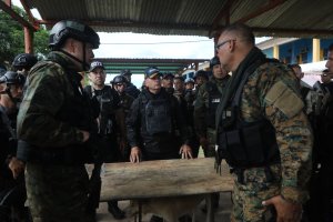 El chavismo evalúa “acciones integrales” para combatir la delincuencia organizada en el país