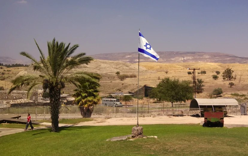 Arqueólogos buscan víctimas de Hamás en los kibutz de Israel