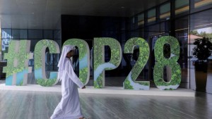 Abre en Dubái la Cumbre Climática de la ONU, la de mayor convocatoria de la historia