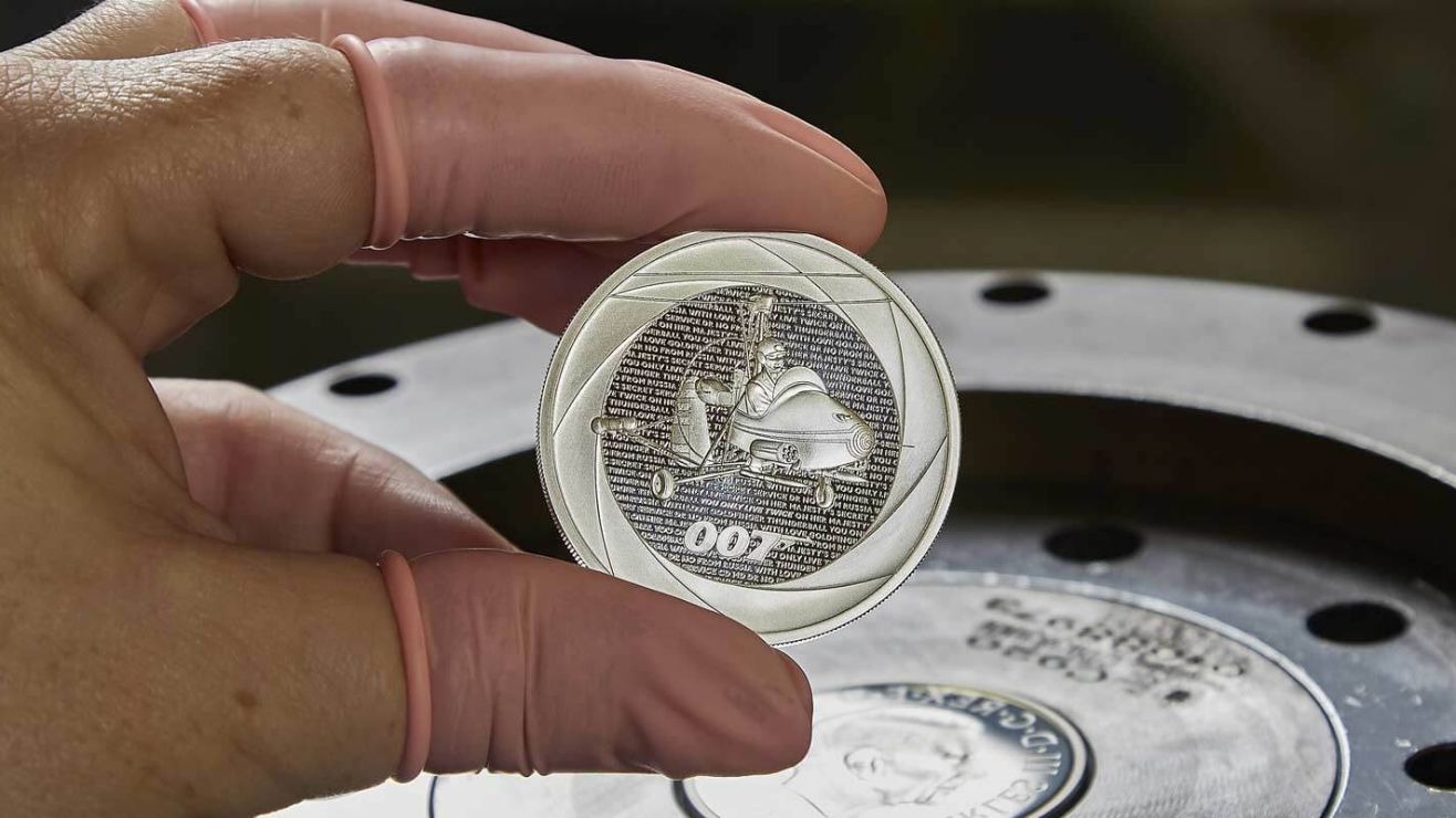 La moneda de James Bond para conmemorar su aniversario 60