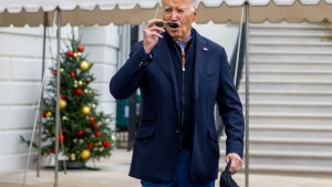 VIDEO: Joe Biden muestra cómo luce la oficina Oval de la Casa Blanca