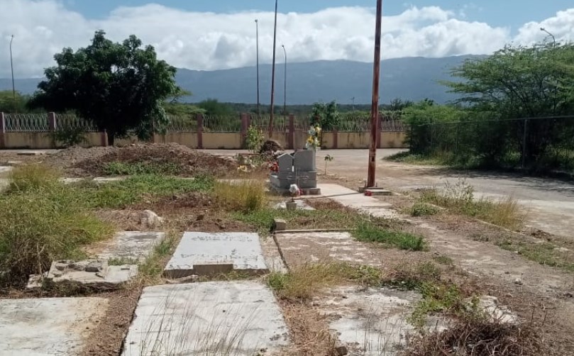 Camposanto en municipio Miranda de Falcón, convertido en “monte y culebra” por la desidia de la alcaldía chavista