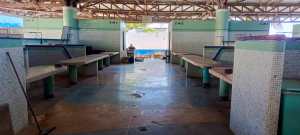 Cierran más del 70% de locales en mercado turístico del pescado en Porlamar