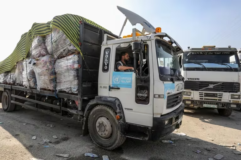 De trabajadores humanitarios a terroristas: el papel de la agencia de la ONU en el ataque de Hamás a Israel