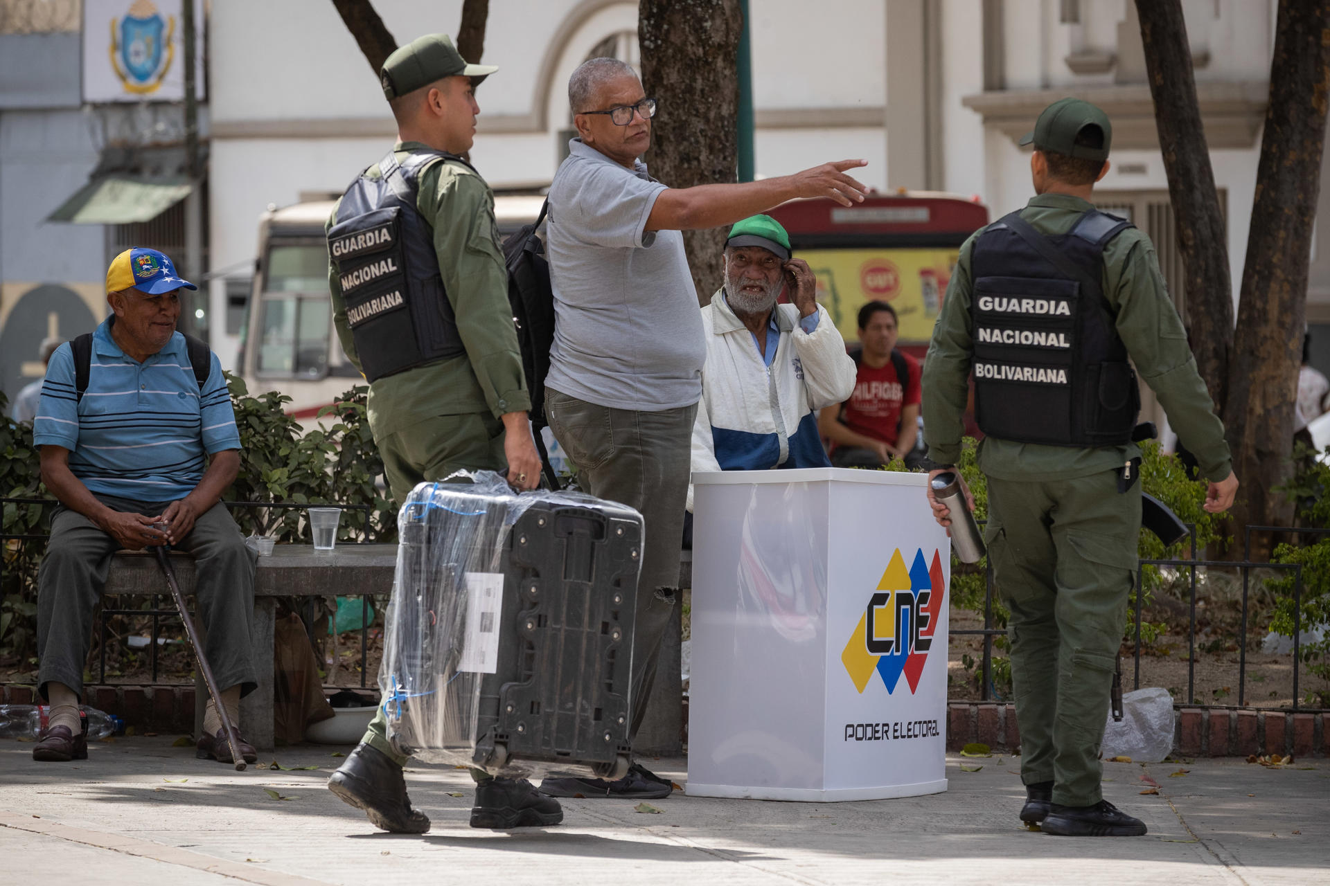 Acceso a la Justicia denuncia que irregularidades en el Registro Electoral buscan desalentar participación