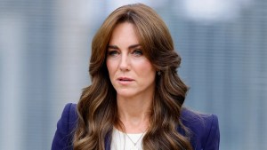 Kate Middleton pone fin a las especulaciones y anuncia que tiene cáncer (VIDEO)