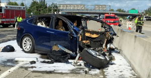 Tesla indemnizará a la familia de un conductor que murió mientras usaba uno de sus vehículos