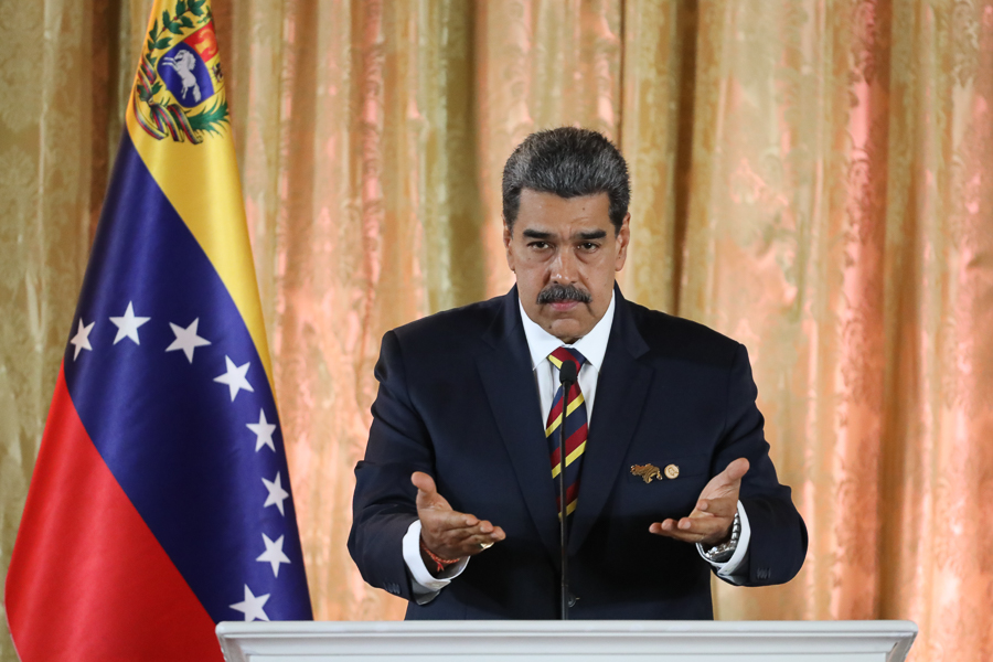 El Mundo: La presión internacional tuerce el brazo electoral de Nicolás Maduro