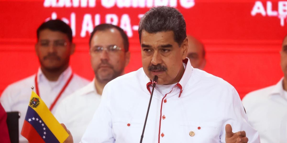 Maduro se solidariza con el Primer Ministro de Eslovaquia tras atentado