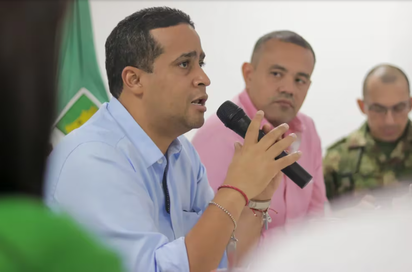 Gobernador colombiano llamó xenófobos a dos alcaldes por propuesta de expulsar a venezolanos