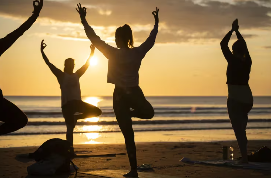 Cuáles son los nueve beneficios para la salud que brinda practicar yoga