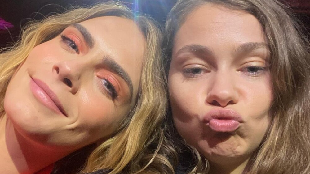 Tras dos años de relación, Cara Delevingne revela identidad de su nueva pareja