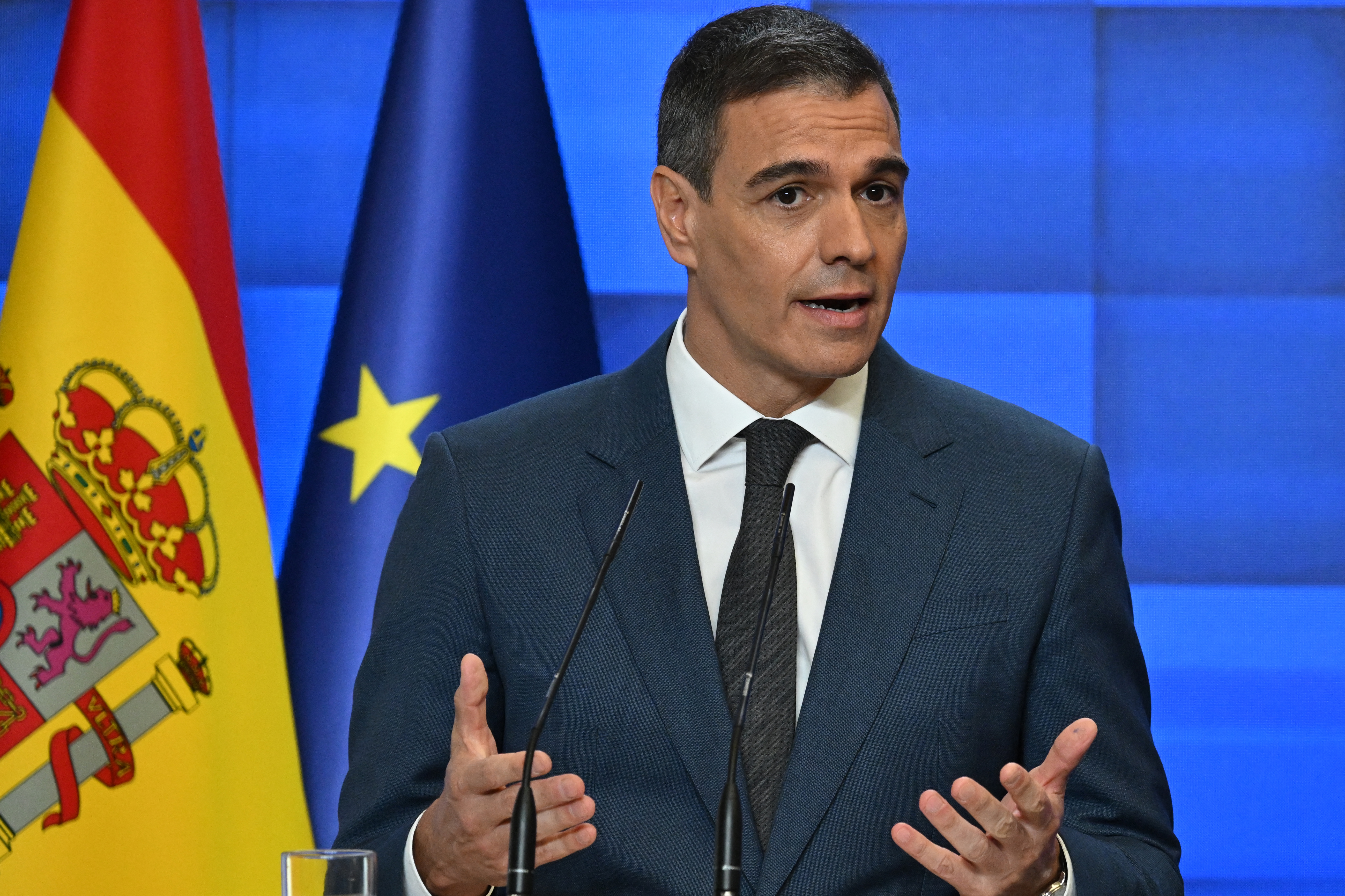 Pedro Sánchez prevé reunirse esta semana en Madrid con el opositor Edmundo González