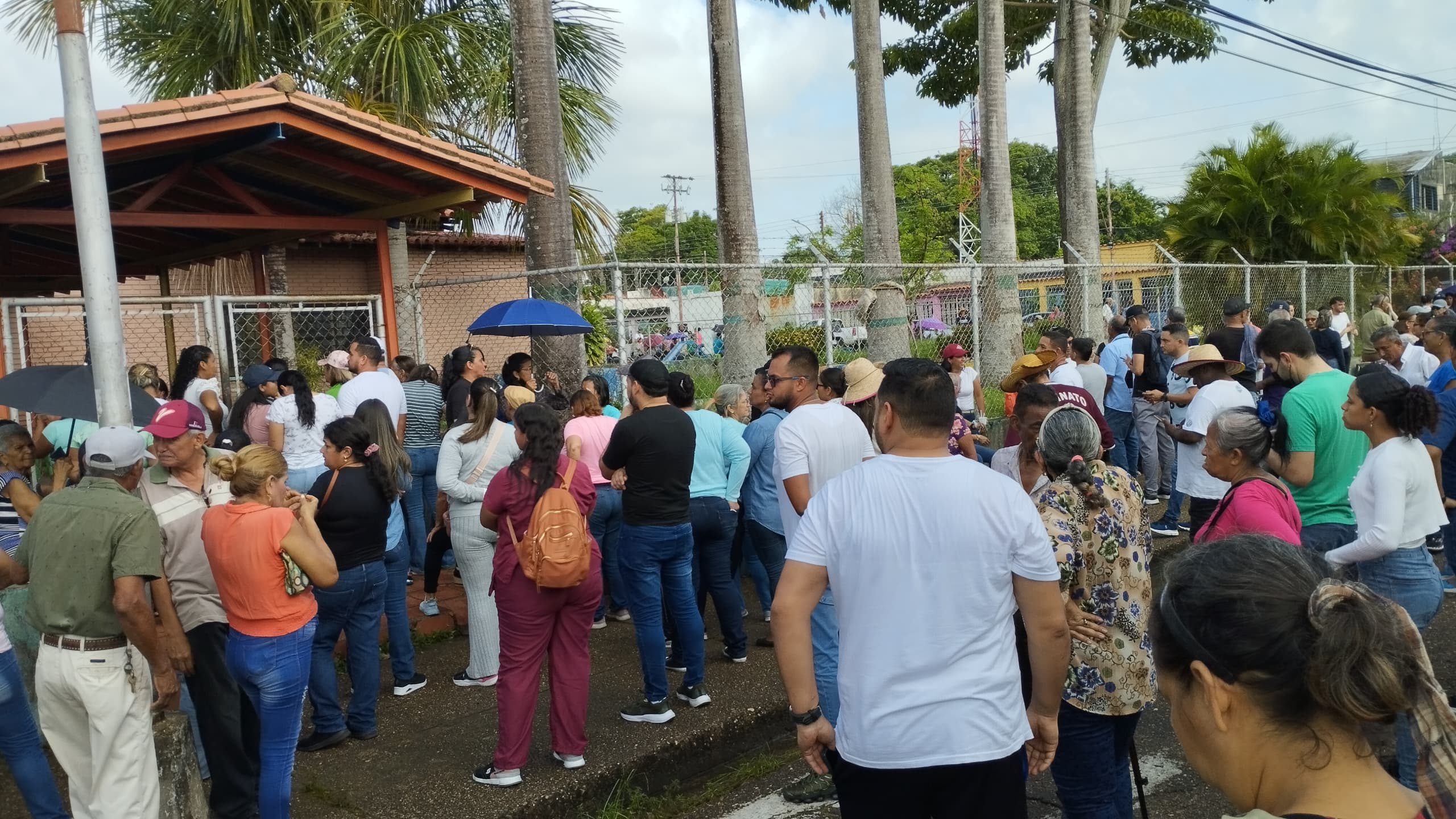Con retrasos por saboteo del chavismo inició jornada electoral en Monagas