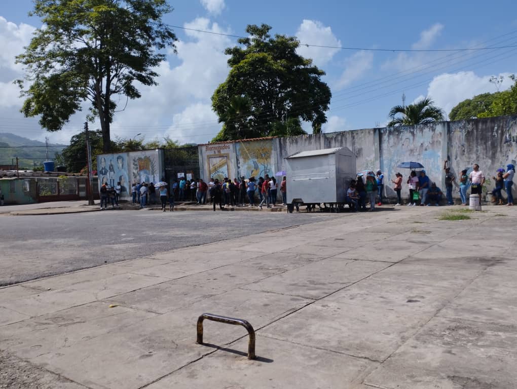 Múltiples irregularidades se registran en el proceso electoral en Carúpano